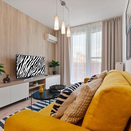 Lam Safari - Balcony - Ac - Free Parking Lejlighed Bratislava Eksteriør billede