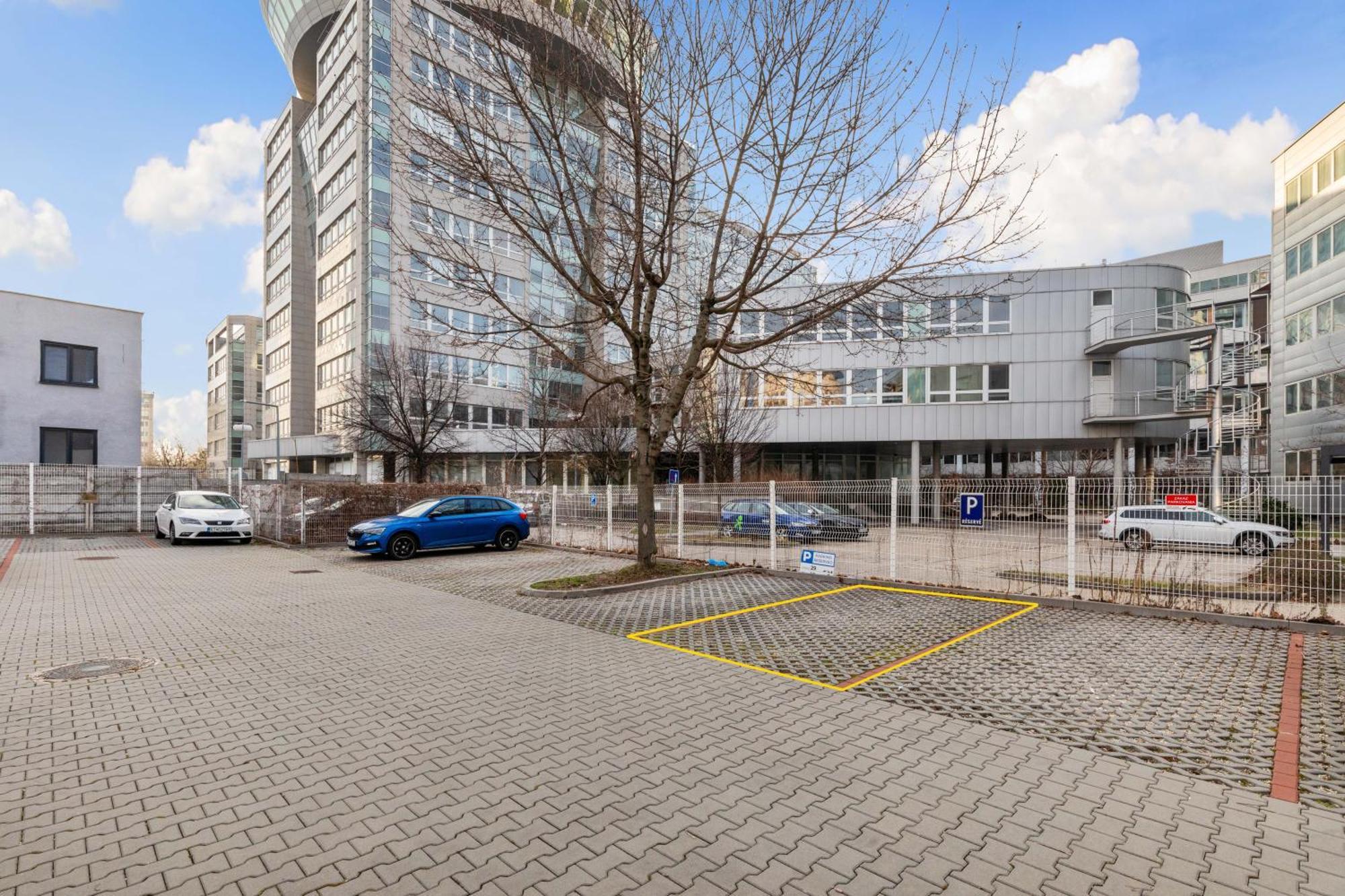 Lam Safari - Balcony - Ac - Free Parking Lejlighed Bratislava Eksteriør billede