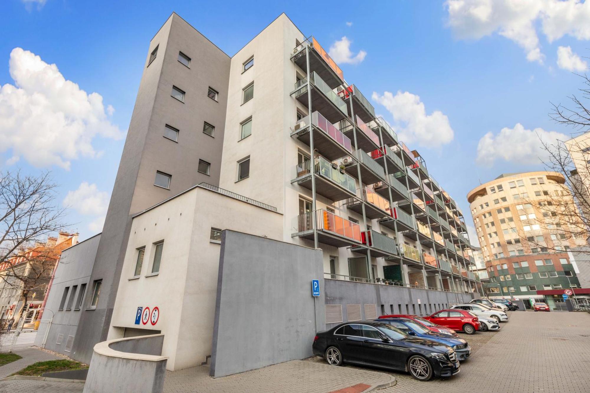 Lam Safari - Balcony - Ac - Free Parking Lejlighed Bratislava Eksteriør billede